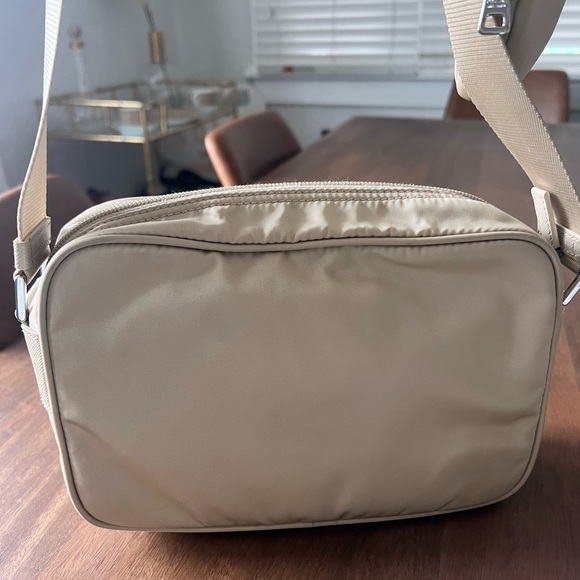 Prada Re-Nylon crossbody messenger bag - w/ receipt + authentication card - Picture 15 of 16